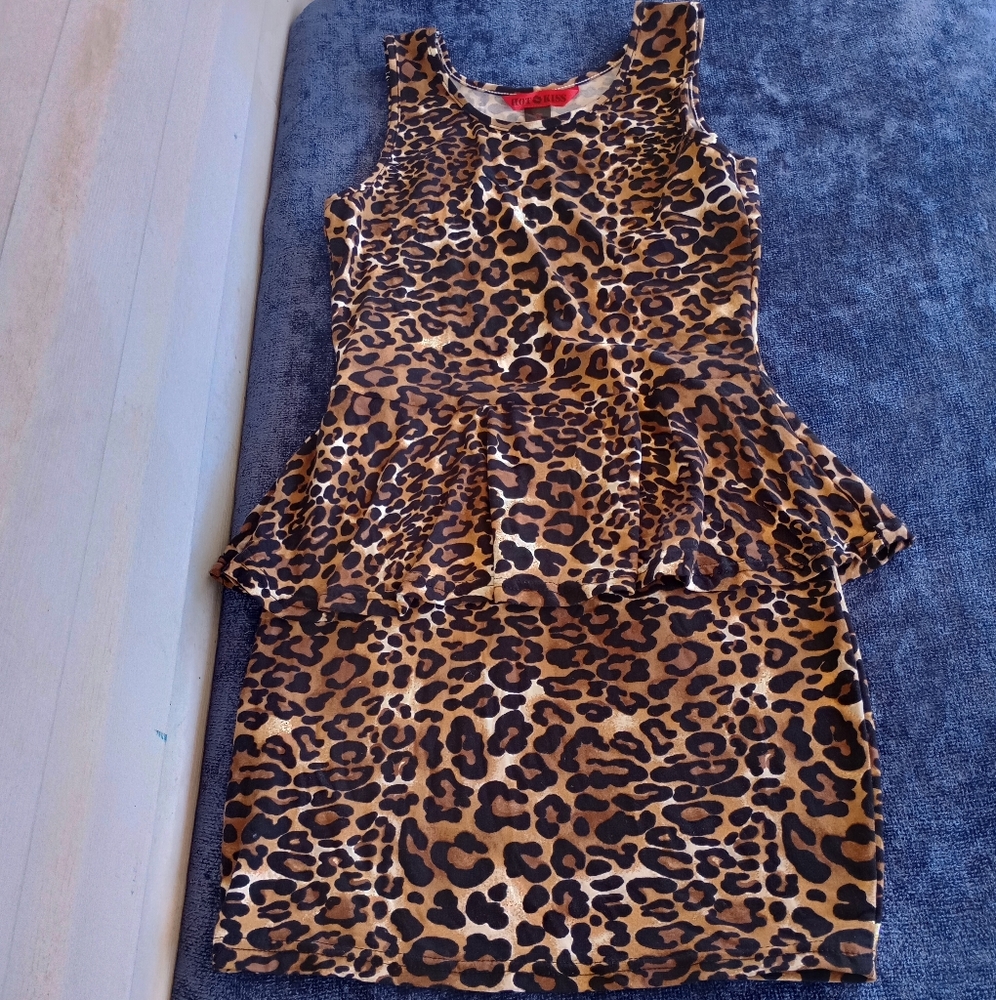 Hot Kiss Leopard Print Dress Stretchy Size Medium